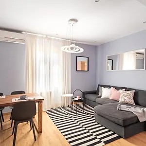 Apartamento Three Bedrooms, Barcelona
