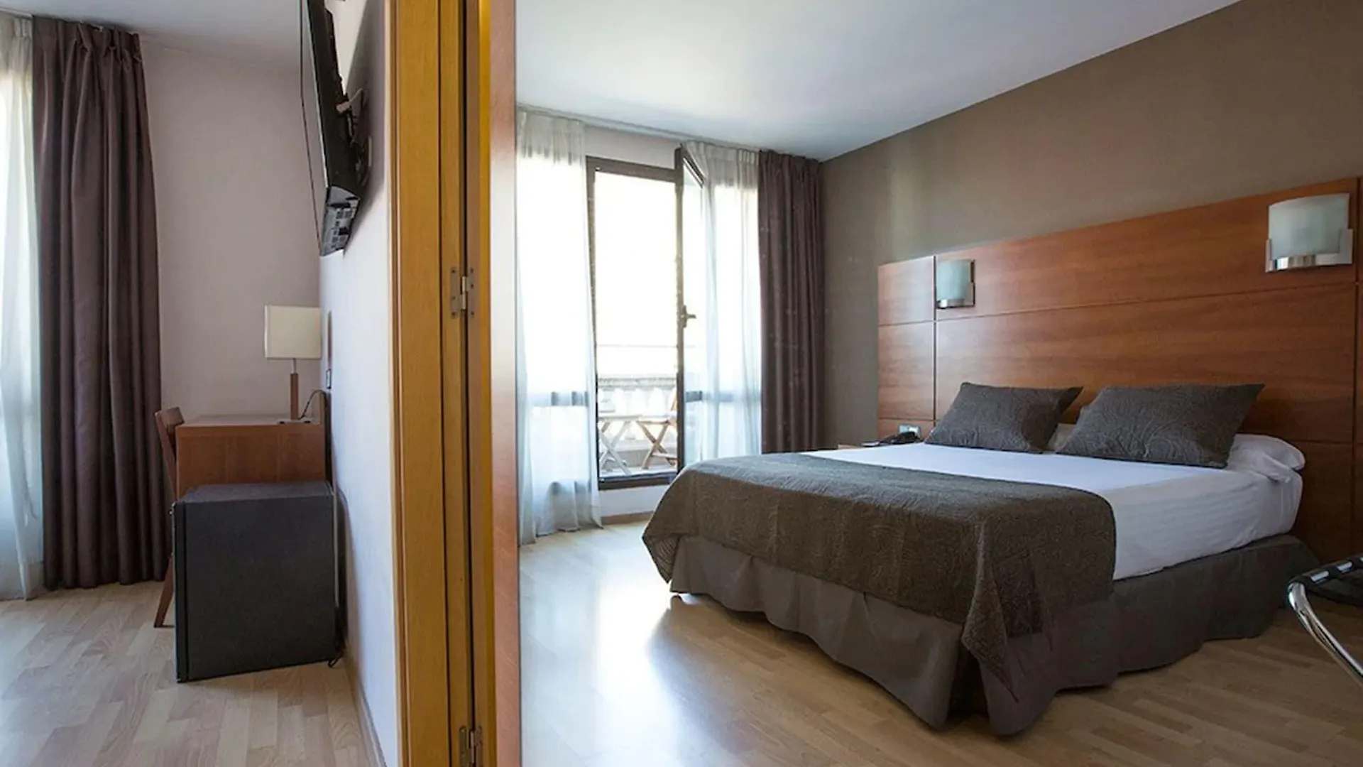 Hotel Via Augusta Barselona