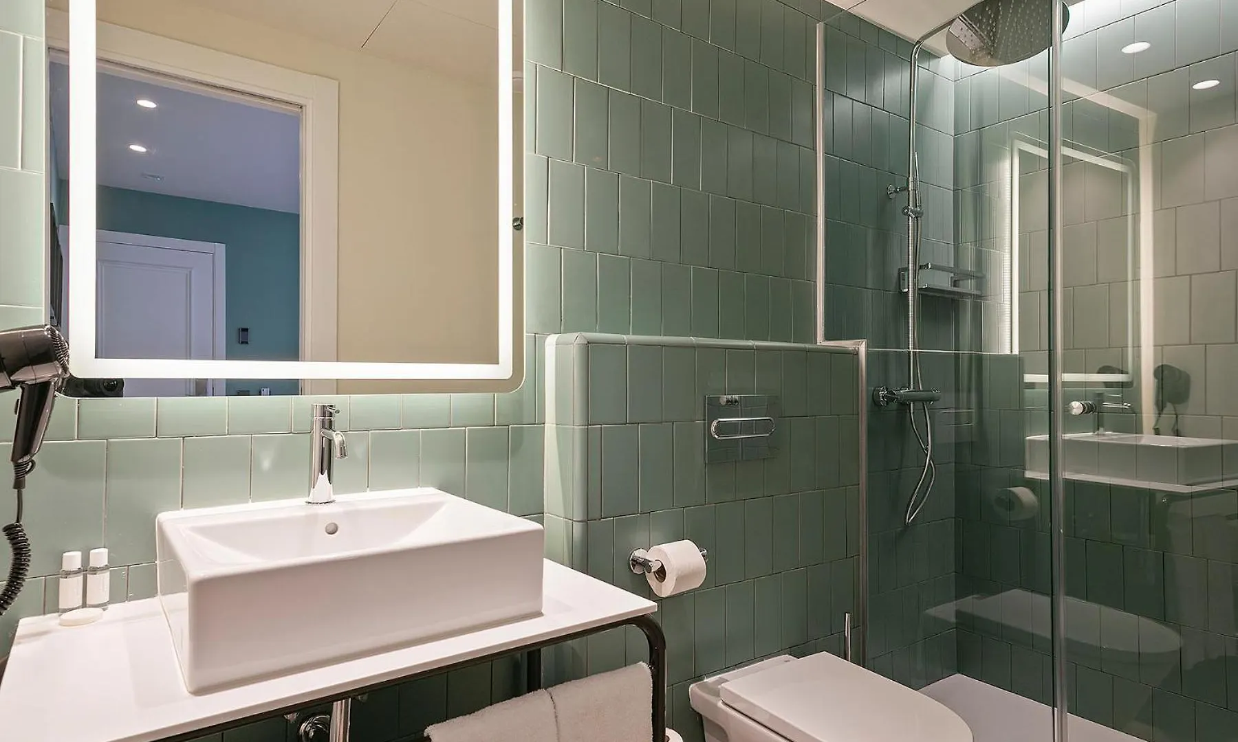 Hotel Via Augusta Барселона 2*,